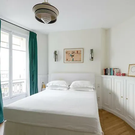 Appartement Rue De Rennes Ii By Onefinestay